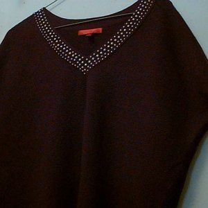 Women’s V-Neck Hem Deep red silver beaded embellishment  by jennifer lopez  M/M
